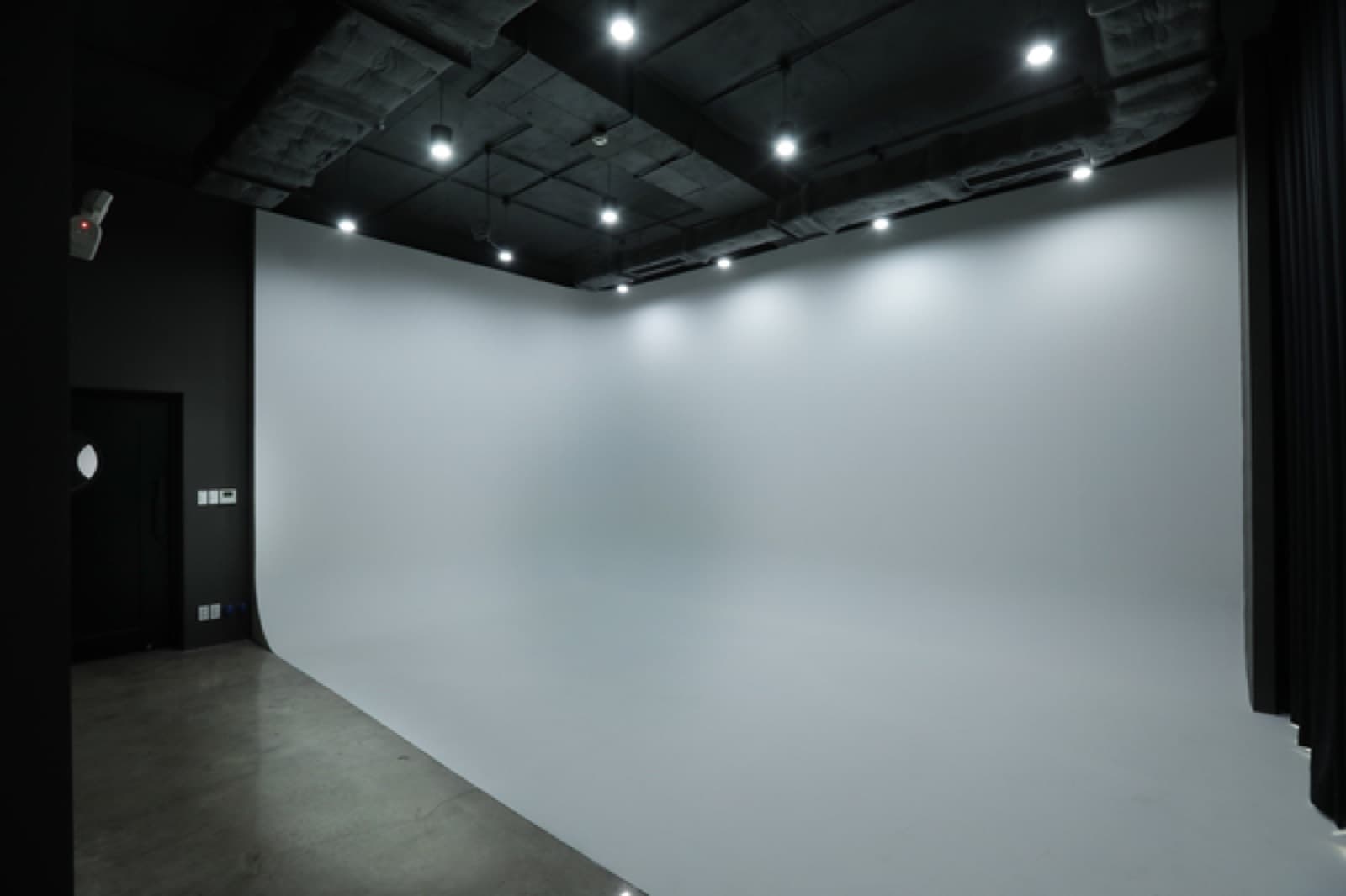 Stage 3 empty white cyclorama studio
