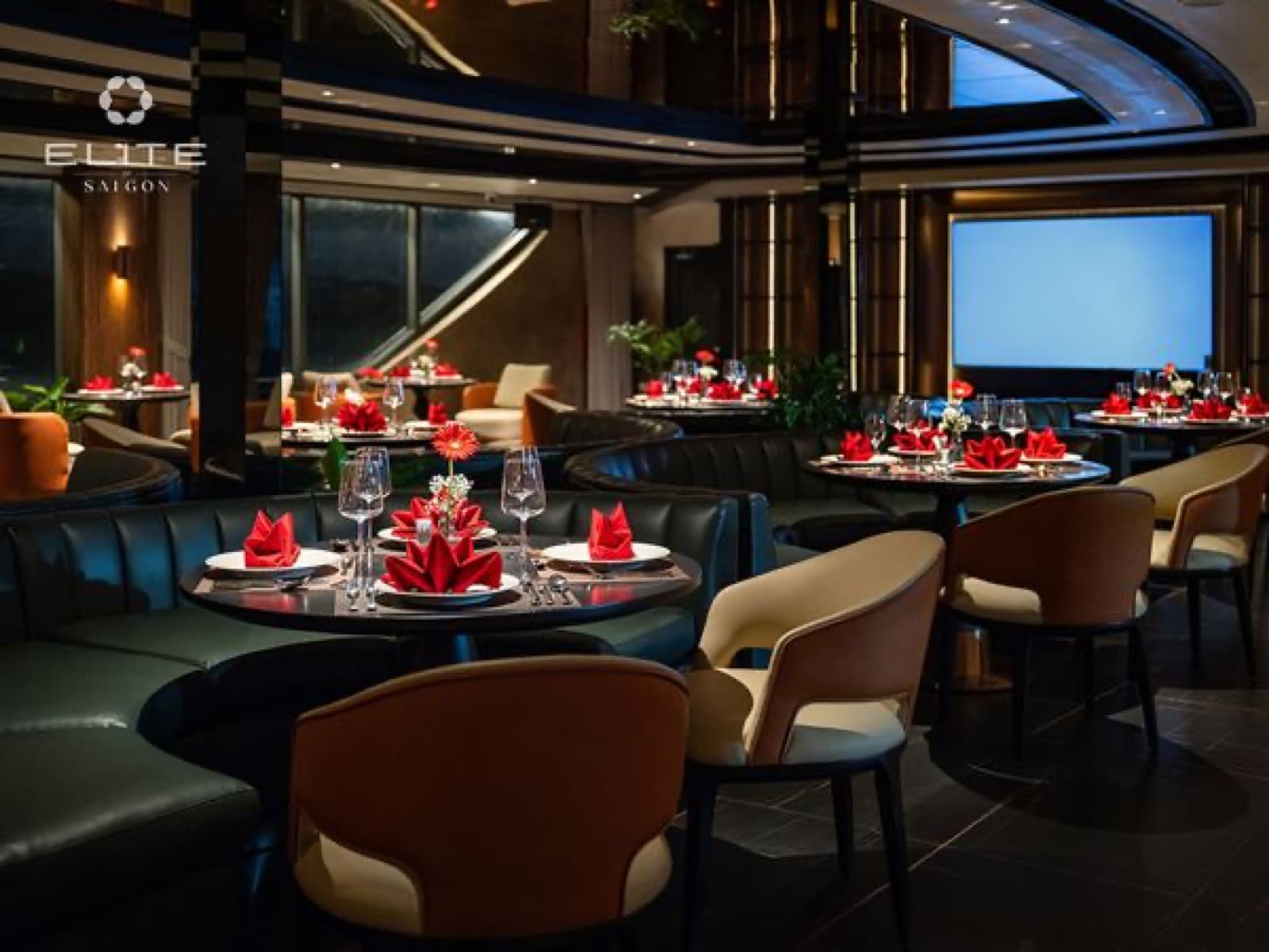 Elite of Saigon Tầng 2 booth seating set for service, no guests