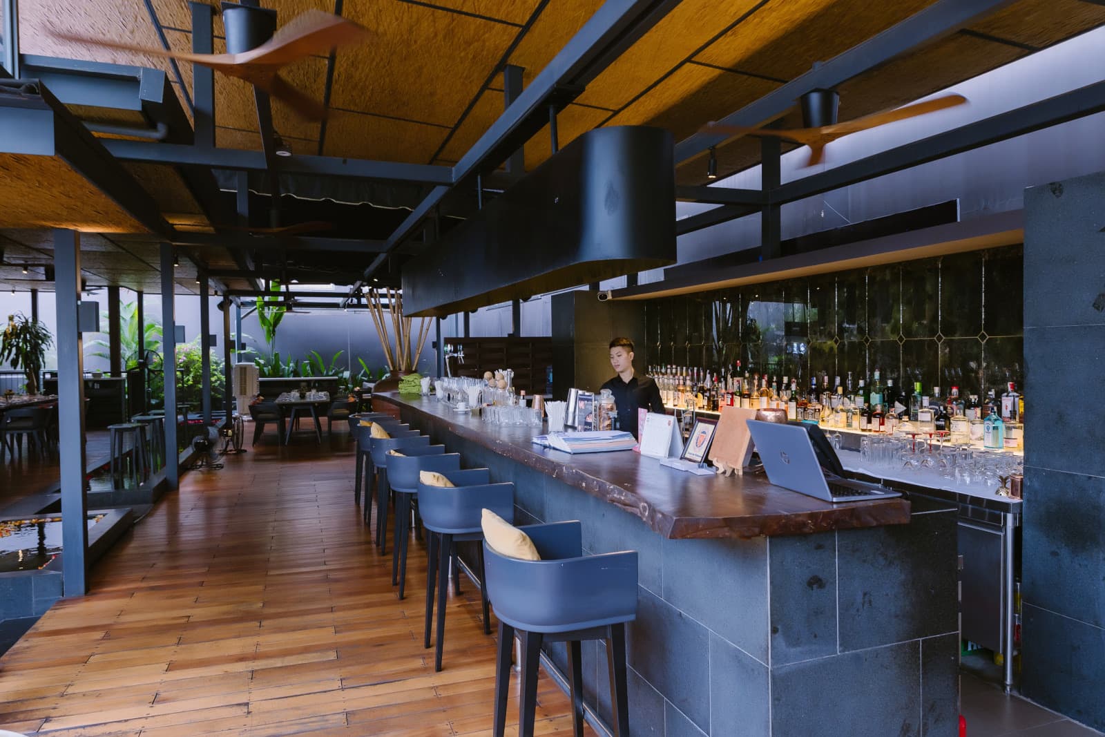Bar counter at P'ti Saigon, Thảo Điền